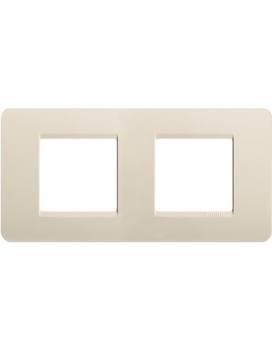 Placa embellecedora Màtix de color Marfil - 2 x 2 módulos - A000614227 BTICINO AM4802/2AV