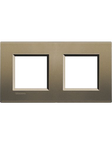 Placa embellecedora Livinglight de color Square - 2 x 2 módulos - A000951187 BTICINO LNA4802M2SQ