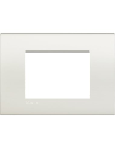 Placa embellecedora Livinglight de color Blanco - 3 módulos - A000951250 BTICINO LNA4803BI